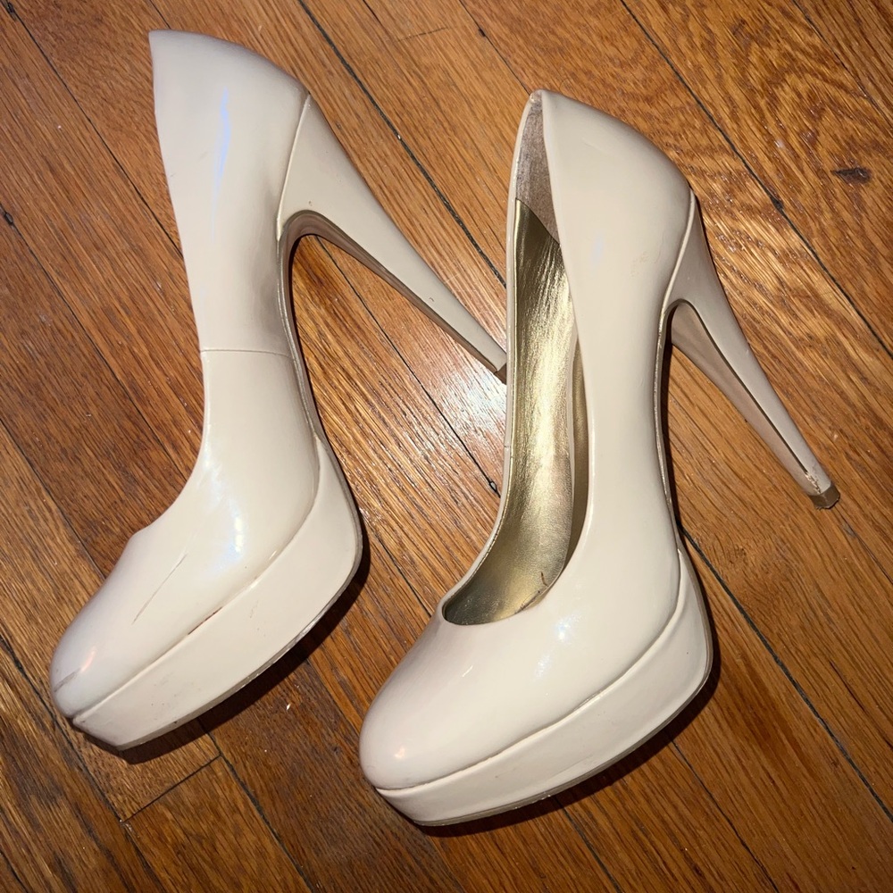 Guess Platform Nude heels